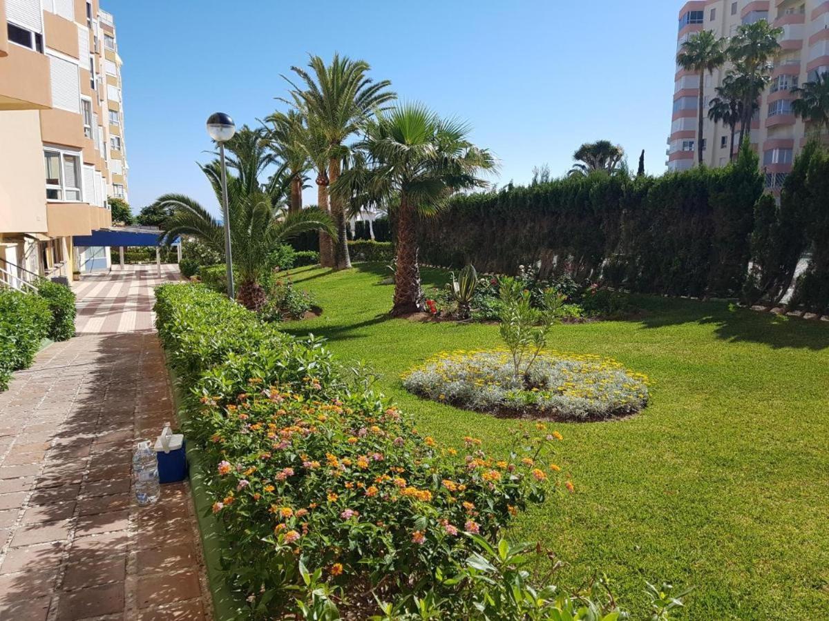 Apartamento Valentinabeach Apartment Torrox Bagian luar foto